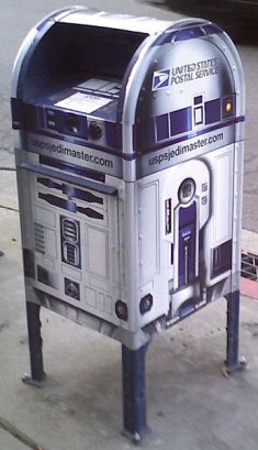 USPS-StarWarsMailbox_(cropped)