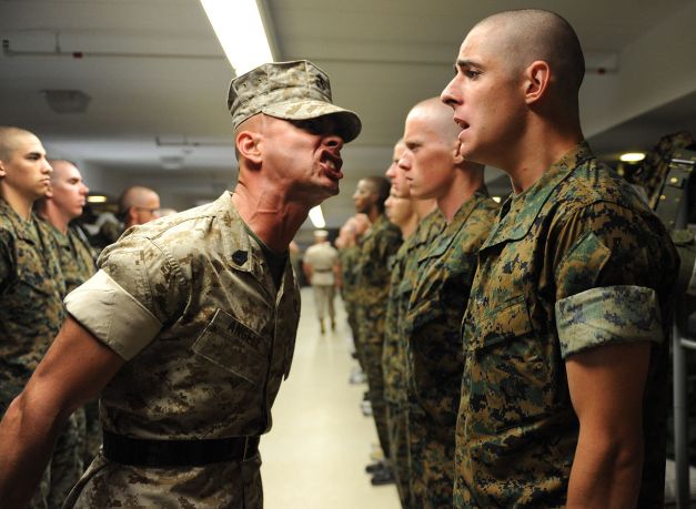 1280px-Drill_instructor_at_the_Officer_Candidate_School